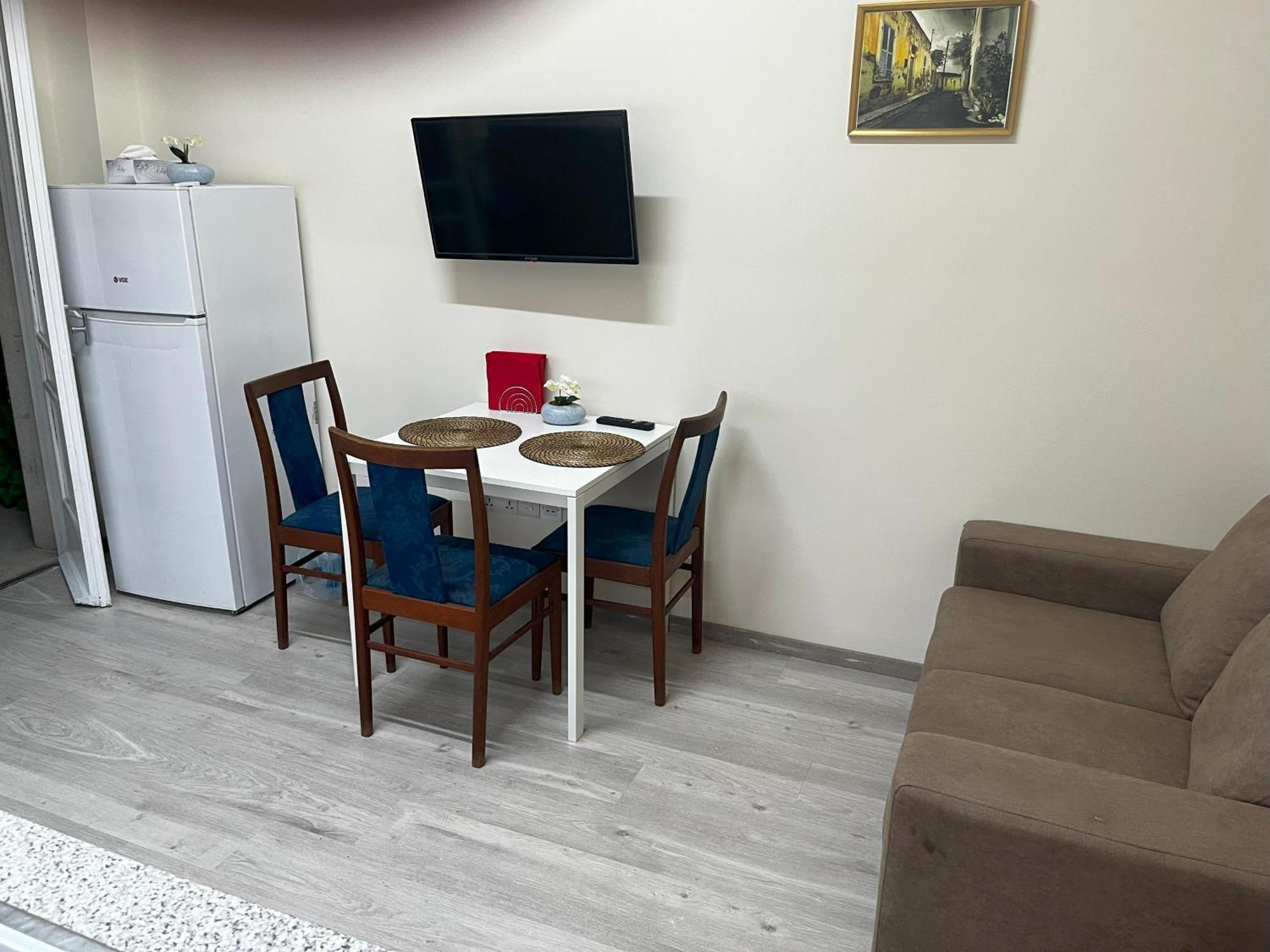 Xanthis Hostel Nicosia City Centre Екстериор снимка