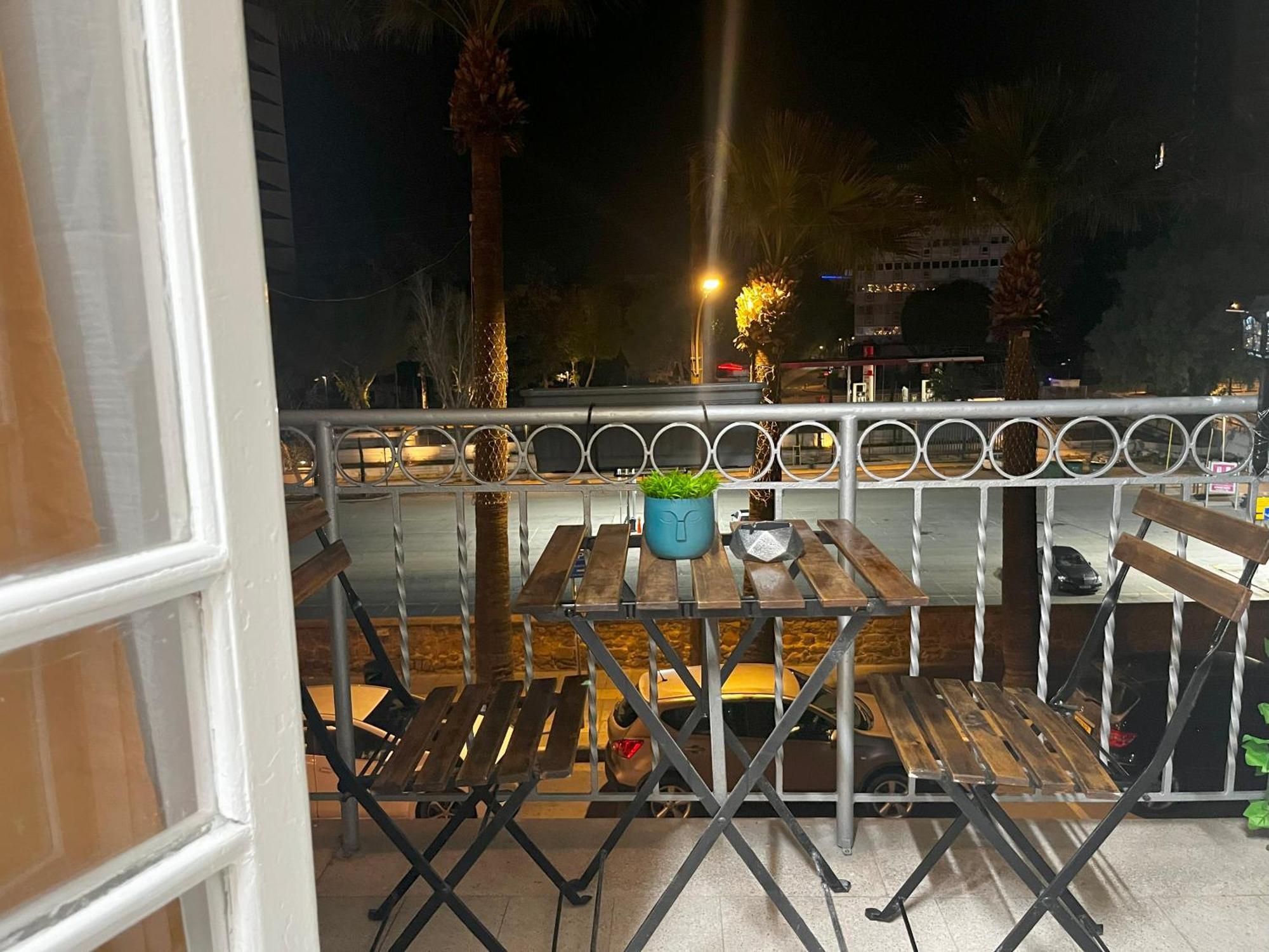 Xanthis Hostel Nicosia City Centre Екстериор снимка