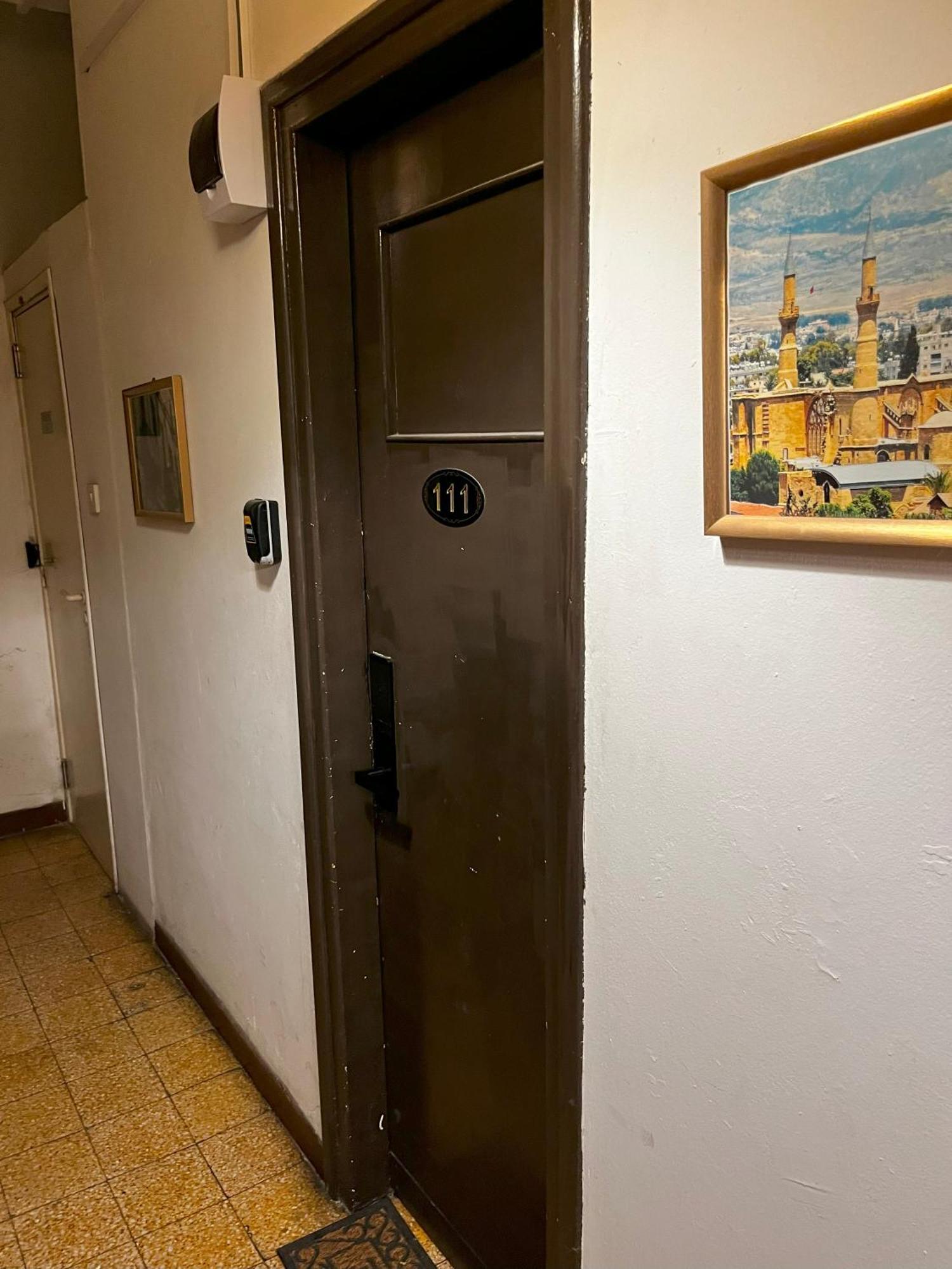 Xanthis Hostel Nicosia City Centre Екстериор снимка