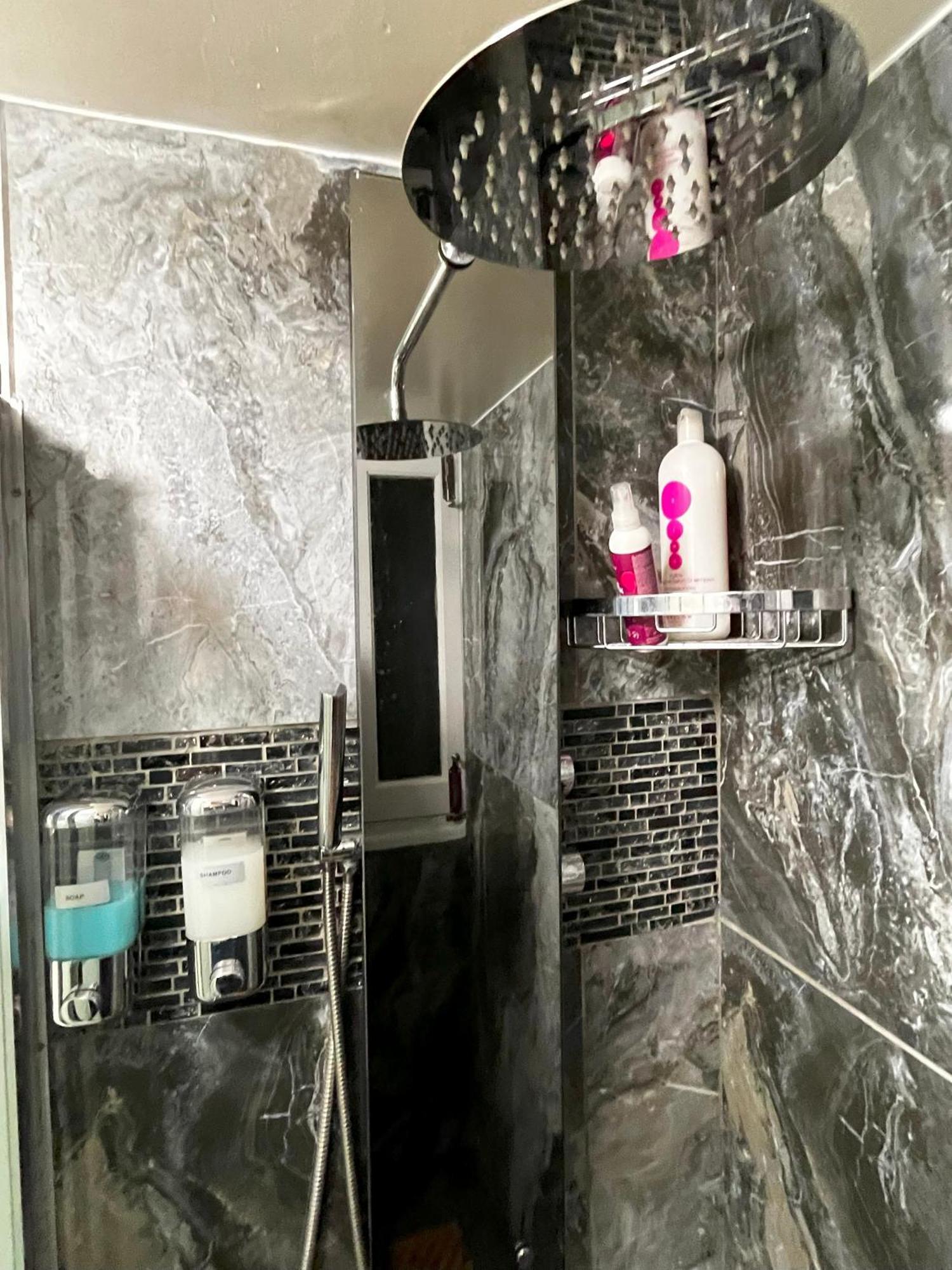 Xanthis Hostel Nicosia City Centre Екстериор снимка