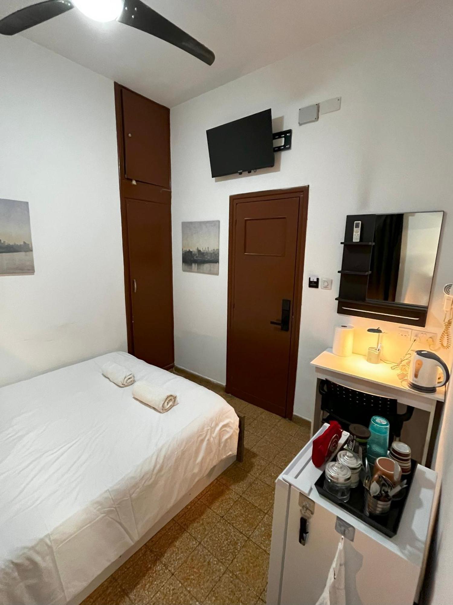 Xanthis Hostel Nicosia City Centre Екстериор снимка