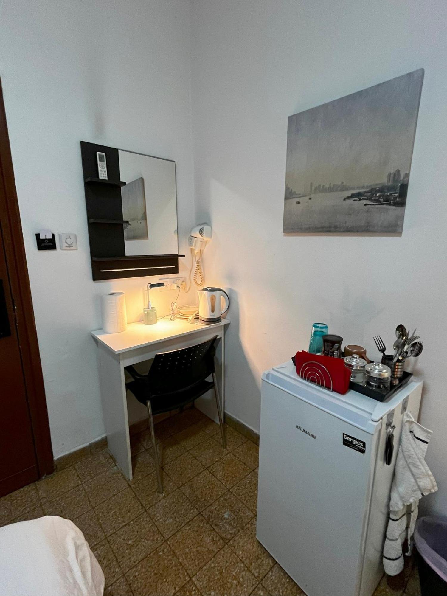 Xanthis Hostel Nicosia City Centre Екстериор снимка